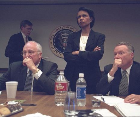 Fotografii INEDITE de la Casa Albă, din 11 SEPTEMBRIE 2001. Ce au făcut oficialii americani după aflarea veștii despre atentatele teroriste
