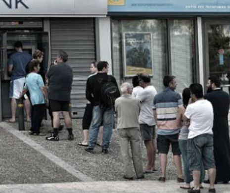 Grecii scot 3000 de euro pe secundă din bancomate
