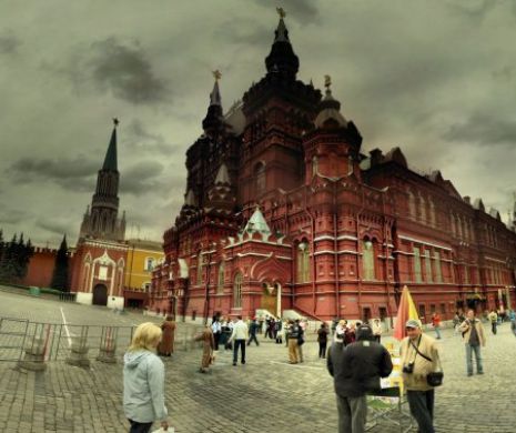 Imagini APOCALIPTICE la Moscova. Ce se întâmplă pe cerul de la KREMLIN | Galerie Foto