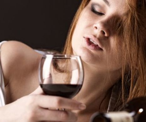 Incidența femeilor consumatoare de alcool a crescut. Iată motivul