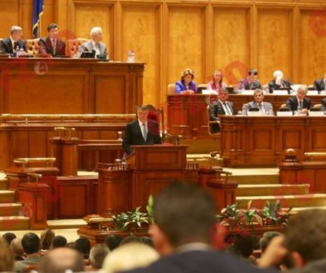 Proiectul privind pensiile speciale ale parlamentarilor, trimise la reexaminare de Klaus Iohannis
