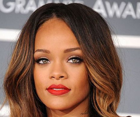 Rihanna a ŞOCAT în ultimul videoclip. Apare plină de SÂNGE | Galerie foto şi VIDEO