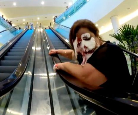SCANDAL la mall, transformat în VIDEO VIRAL. 100 de MILIOANE de oameni au fost ŞOCAŢI şi au RÂS ÎN HOHOTE | VIDEO