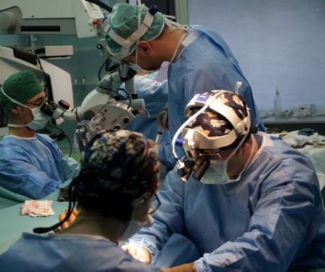 Cea mai mare tumoare ovariană din lume, de 50 de kilograme, extirpată de medicii din India