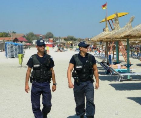Turiştii sancţionaţi pe litoral pot achita amenda, online, de pe plajă