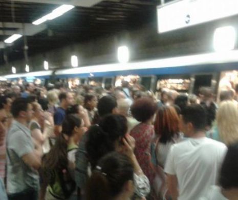 ACCIDENT la metrou. O femeie a scăpat MIRACULOS cu viaţă după ce a CĂZUT pe şine în staţia Brâncoveanu