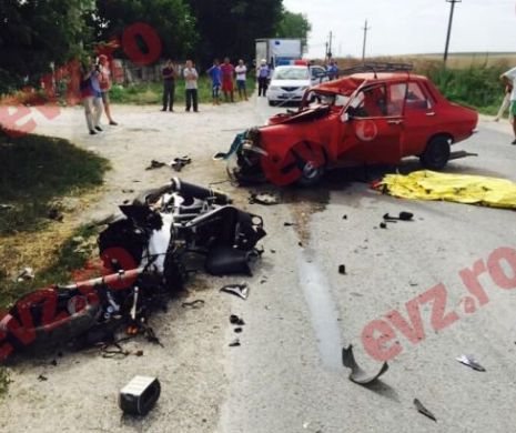 Accident TERIBIL la Medgidia. Un şofer şi un MOTOCICLIST au MURIT | GALERIE FOTO