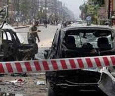 Atac cu BOMBĂ într-un oraş din Egipt. Doi poliţisti au MURIT