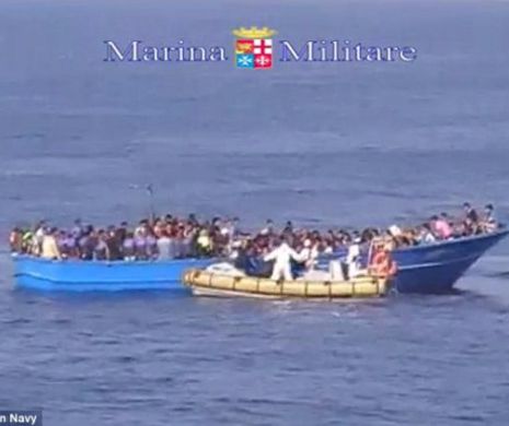 Cel puțin 40 de IMIGRANȚI au fost găsiți SUFOCAȚI pe o navă în Marea Mediterană | VIDEO