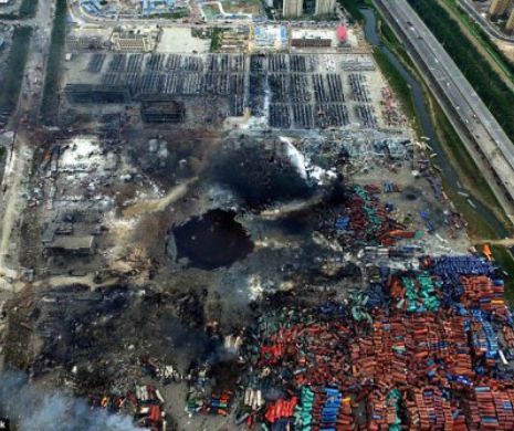 Craterul uriaş de la Tianjin. Imagini şocante de la locul dezastrului care a ucis peste 100 de oameni