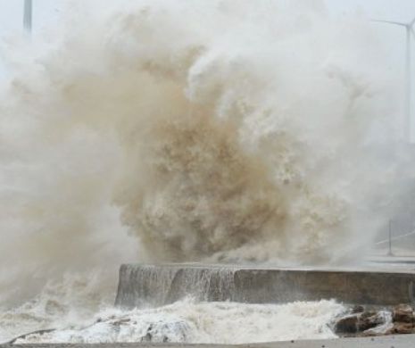 DEZASTRU în China. Imagini cu taifunul care a făcut ravagii în ţara comunistă | GALERIE FOTO