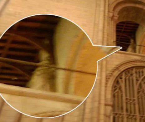 Fotografii cu FANTOMA unui episcop, în interiorul unei catedrale medievale