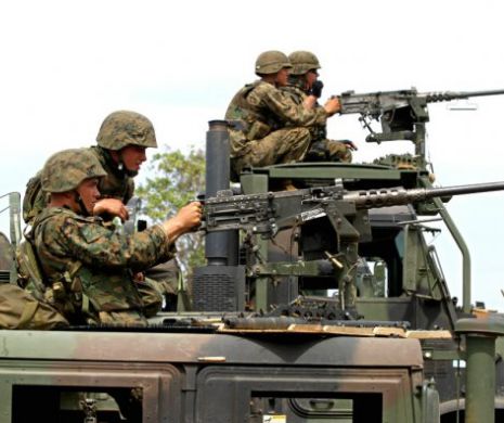 NATO întărește flancul estic al Europei. Bulgaria a primit tancuri şi echipament de artilerie ale Infanteriei Marine a SUA