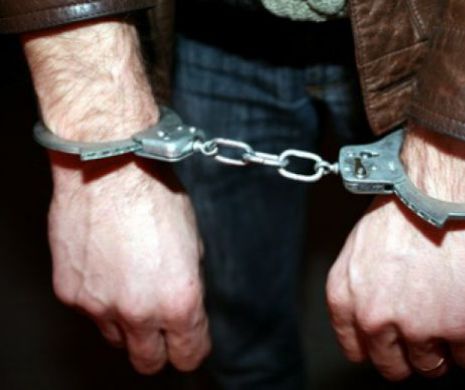 Nepotul decanului Baroului Vrancea şi ceilalţi 6 tineri reţinuţi pentru trafic de droguri, arestaţi