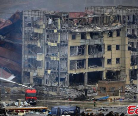 Noi imagini apocaliptice cu oraşul din China DEVASTAT după explozia unui depozit