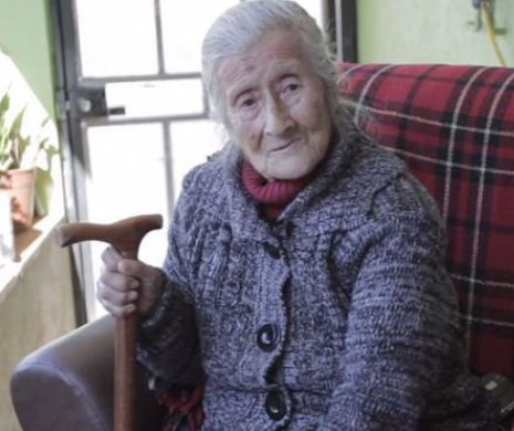 O femeie a fost ÎNSĂRCINATĂ timp de 60 de ani | GALERIE FOTO