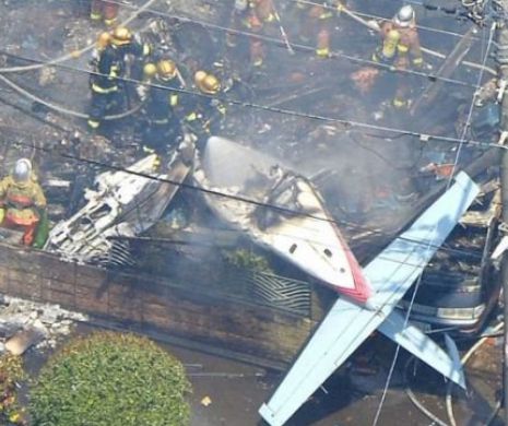 Patru persoane AU MURIT în urma coliziunii a două avioane