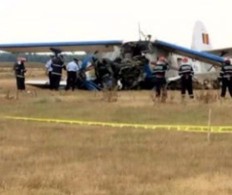 Un avion utilitar s-a PRĂBUŞIT în judeţul Brăila. Două persoane au fost rănite