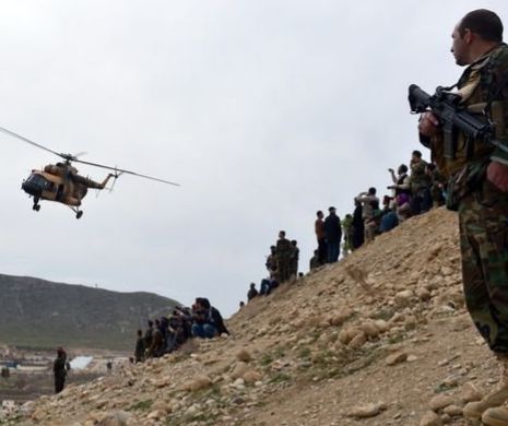 Un ELICOPTER militar s-a PRĂBUŞIT în Afganistan: Cel puţin 17 oameni au murit, 12 soldaţi şi 5 membri ai echipajului