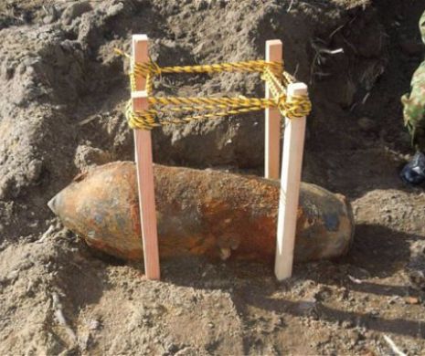 Un PROIECTIL de 70 de kilograme a fost descoperit de un pescar în râul Mureș