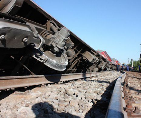 Un tren de persoane a deraiat la Braşov