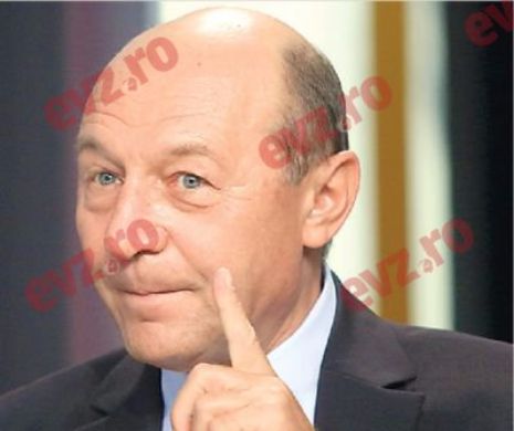 Băsescu îl ironizează pe Blaga: „Vasile, mai încearcă o dată”