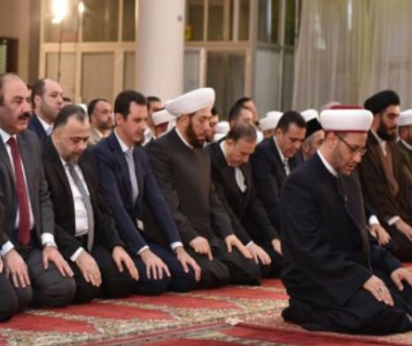 Bashar al-Assad s-a rugat într-o moschee din Damasc