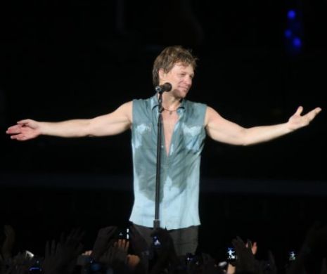 Bon Jovi şi-a anulat două concerte din cauza unui taifun