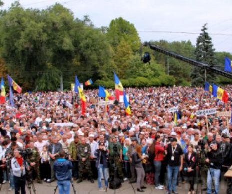 Chișinău. A șaptea zi de proteste din PMAN s-a terminat cu votarea unei rezoluții: Declanşarea unei GREVE generale şi formarea unui Guvern al Încrederii Populare