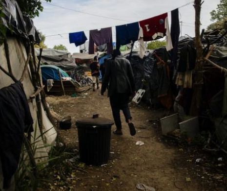 CRIZA IMIGRANŢILOR: UE acordă Franţei cinci milioane de euro pentru o nouă tabără la Calais