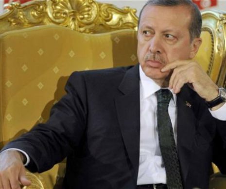 Erdogan cu CIZMA pe gâtul ziariștilor: „Cine mișcă, nu mai mișcă!” O lecție UNIVERSALĂ despre Dictatură și Presă