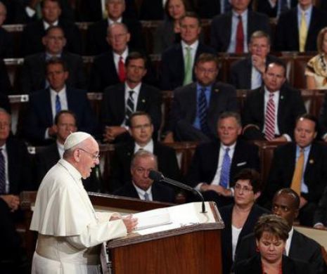 Papa Francisc îndeamnă SUA să dea un răspuns uman imigranţilor şi să renunţe la aplicarea pedepsei capitale