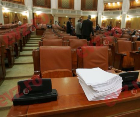 Parlamentul a pierdut aproape 10% din „greutate”