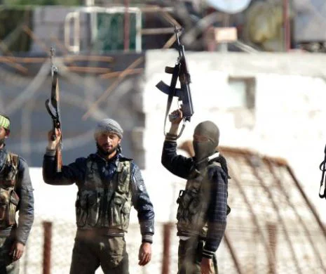 Pentagonul confirmă: 70 de rebeli antrenaţi şi echipaţi de SUA au intrat în Siria