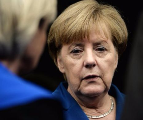 Angela Merkel, tratată ca un COPIL de grădință. Un jurnalist german îi explică, cu ajutorul unei piramide, ce ar trebui făcut în criza REFUGIAȚILOR