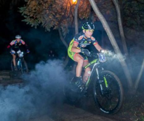 Concursul elitelor Mountain Bike-ului românesc şi-a onorat statutul de cea mai spectaculoasă competiţie a anului, sâmbătă seara, în Parcul Tineretului din Capitală