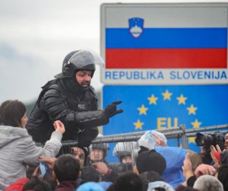 Criza refugiaților. Slovenia aduce ARMATA la graniţă