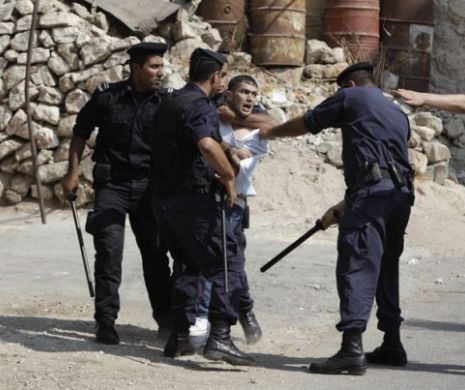Doi palestinieni au fost UCIȘI după ce au atacat cu o armă albă doi soldați