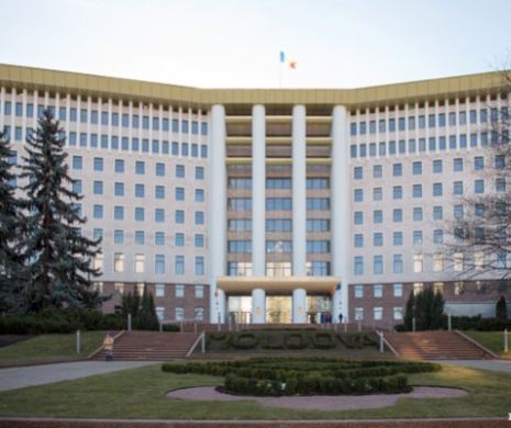 Împrumutul de 150 de milioane de euro din România pentru finanţarea deficitului bugetar al Republicii Moldova a fost ratificat de către Parlamentul de la Chişinău