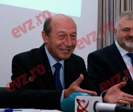 Iohannis, scos la tablă de Băsescu după ce preşedintele a ignorat afirmaţiile RUSOFILE ale şefului CE, Jean-Claude Juncker: Vă asigur că eu aş fi fost călare cu telefonul pe el