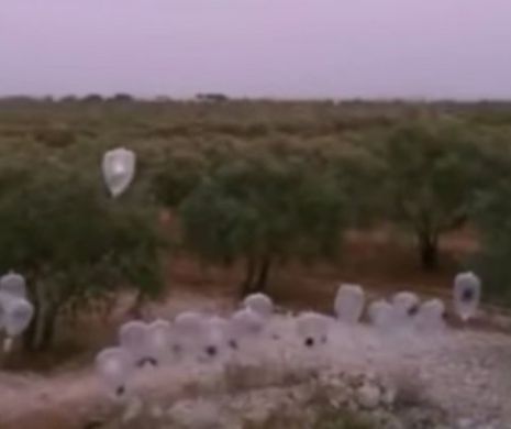 ISIS a deschis războiul cu Rusia. Statul Islamic foloseşte BOMBE atârnate de PREZERVATIVE ca să distrugă raidurile aeriene ruseşti | VIDEO