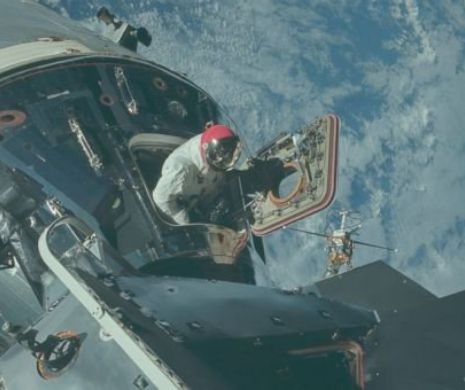 NEMAIVĂZUTE până astăzi: Au fost DEZVĂLUITE mii de fotografii din timpul misiunilor americane Apollo | Galerie Foto