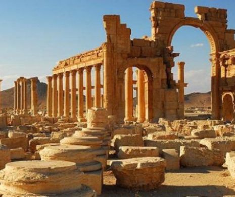 Reacţia UNESCO, după ce extremiştii ISIS au DISTRUS Arcul de Triumf din Palmira