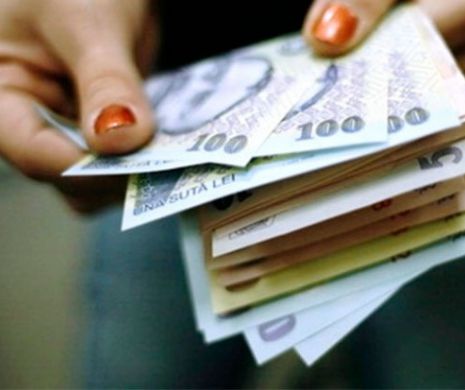 Salariile au scăzut cu 2% în august! IATĂ unde se câștigă pete 1.000 de euro pe lună