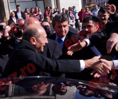 Traian Băsescu: În cariera mea am primit multe invitații să mă fac doctor. Cel mai mândru sunt de titlul meu de CĂPITAN DE CURSĂ LUNGĂ
