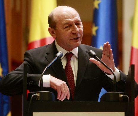 Traian Băsescu: "Victor Ponta primește mai multe informări ca președintele"