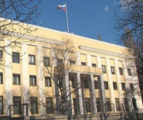 Ambasada Rusiei NU DĂ DOI BANI PE LIMBA ROMÂNĂ. Gafă diplomatică intenţionată, BATJOCURĂ sau NESIMŢIRE?