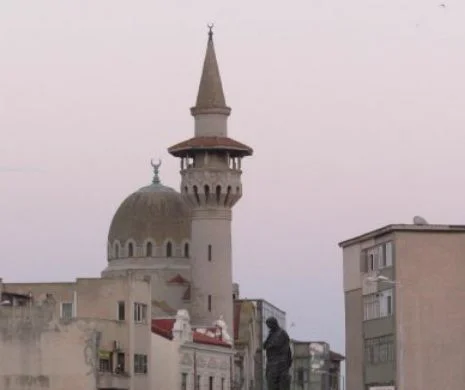 Comunitatea musulmană din România cere desfiinţarea sau supervizarea lăcaşelor de cult islamice, neautorizate, din ţară