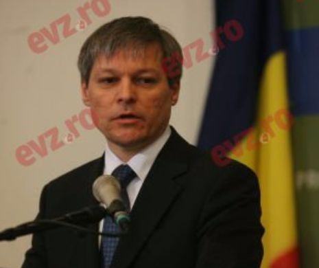Dacian Cioloş a demisionat din funcţia de consilier al preşedintelui Comisiei Europene