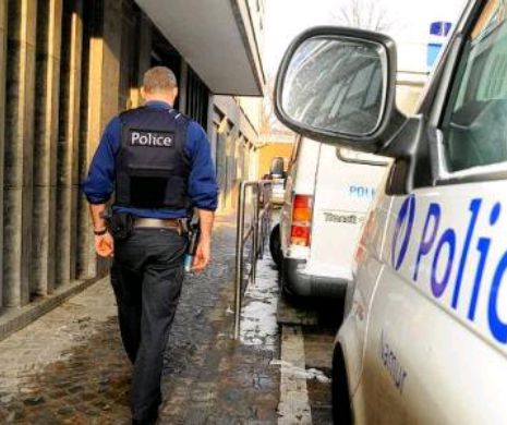 De ce le SCAPĂ teroriștii de sub nas? Poliția din Bruxelles nu are bani nici de PANTALONI sau de praf de amprente!